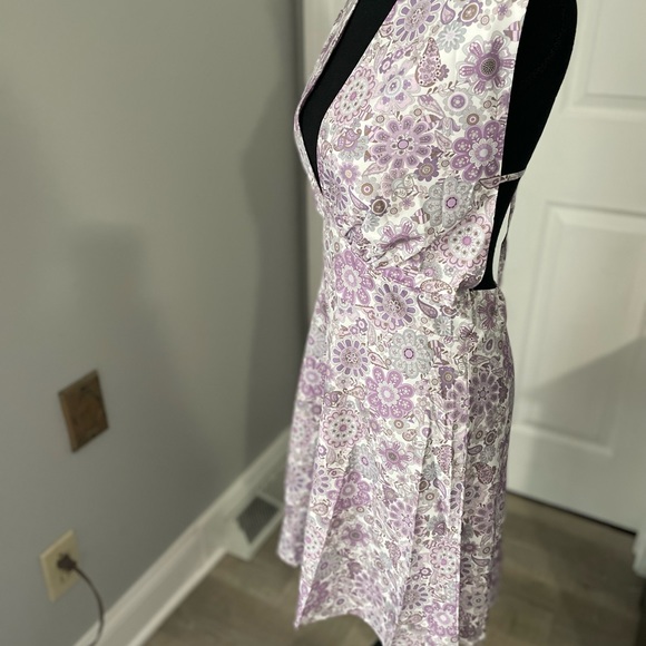 New Boho lavender and white floral deep plunge halter dress in size large - Picture 9 of 9